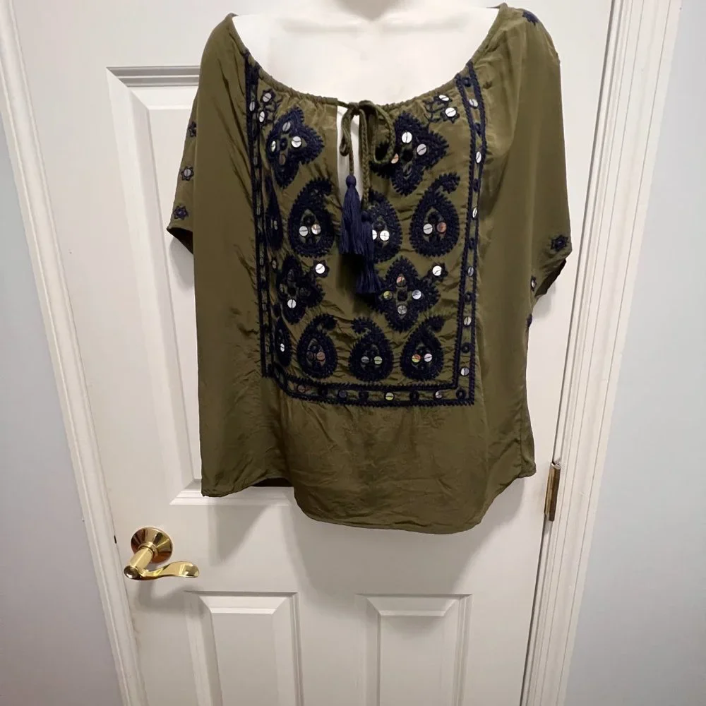 Tory Burch sz 10 Camille olive silk top with navy embroidery/ sequined embellish